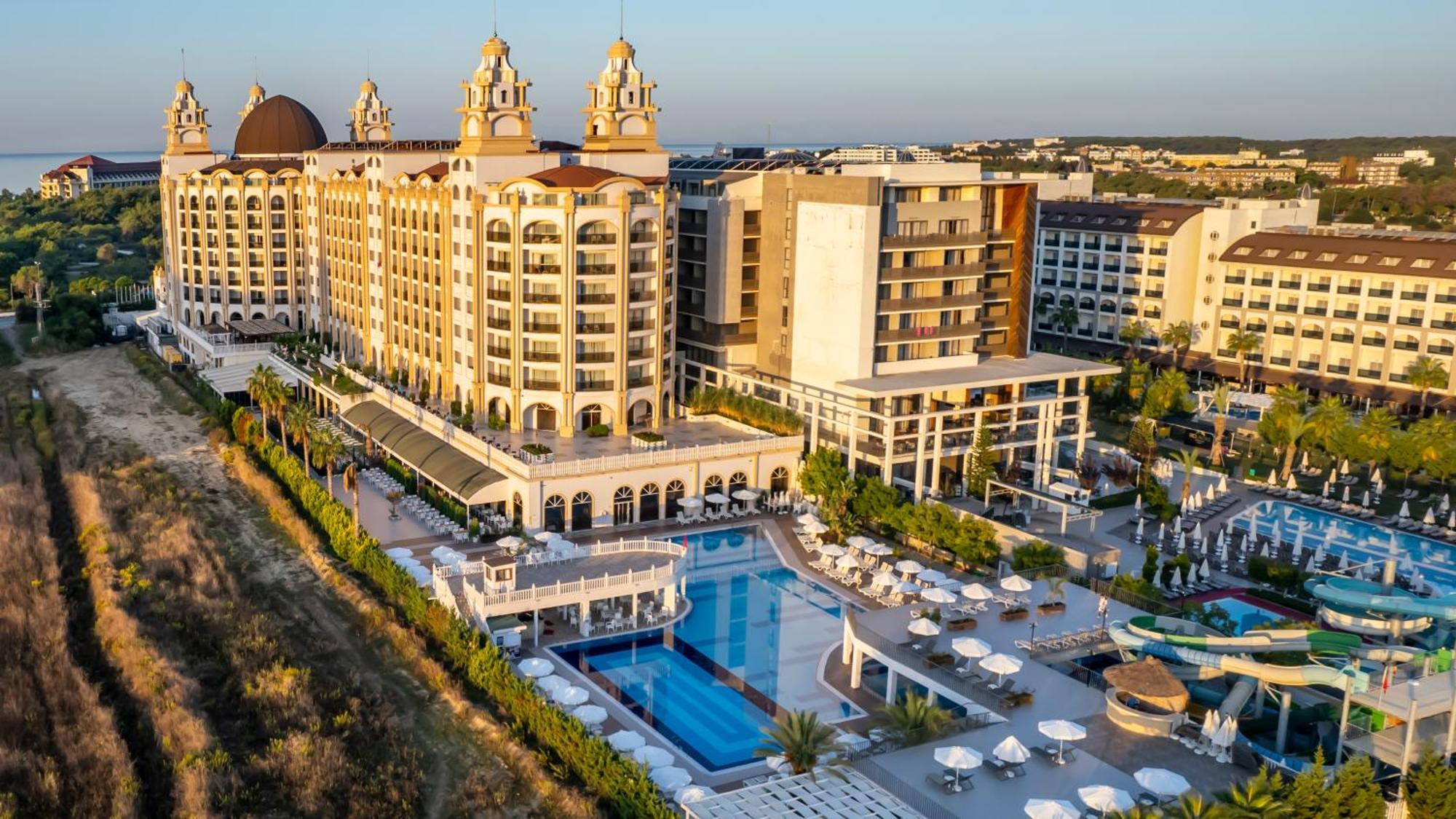J'Adore Deluxe Hotel & Spa Ultra All Inclusive 시데 외부 사진